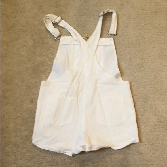 Summery white overalls from American Eagle! NWT - Picture 2 of 3